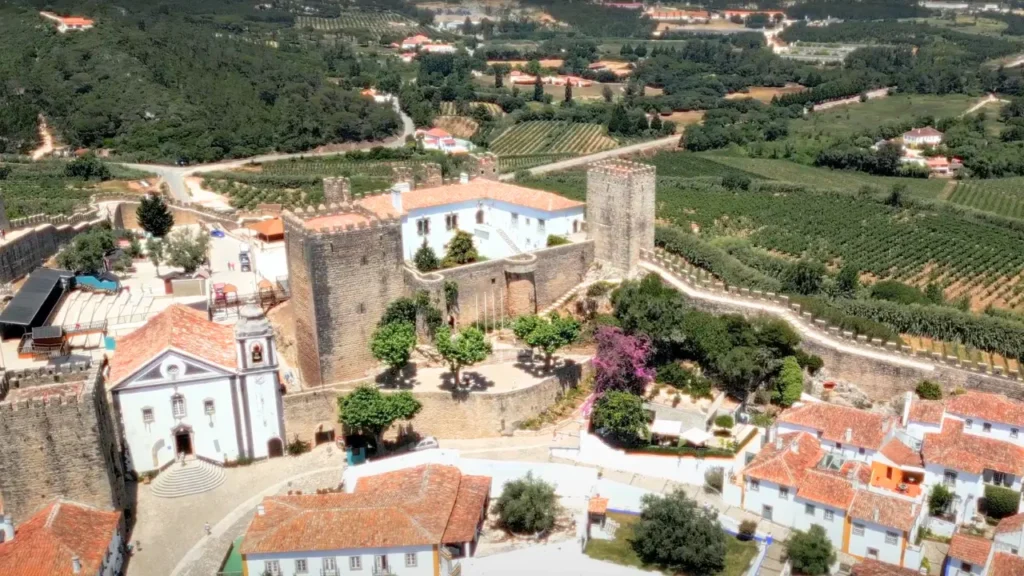 Take a day trip to Óbidos